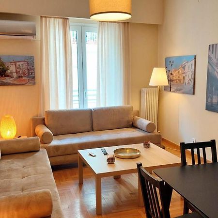 Grand Apartment In Parliament Square Athen Eksteriør bilde