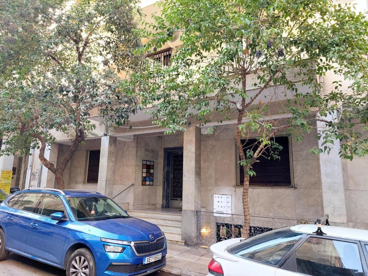 Grand Apartment In Parliament Square Athen Eksteriør bilde