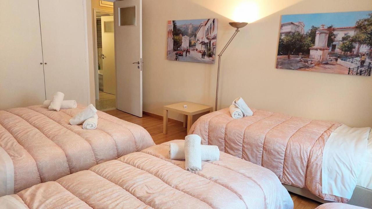 Grand Apartment In Parliament Square Athen Eksteriør bilde